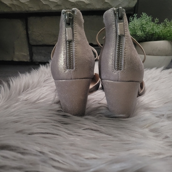 EILEEN FISHER ROPE PUMP IN PLATINUM SUEDE SIZE 8 - Picture 5 of 15